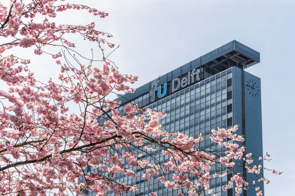 Delft University Netherlands masters scholarship