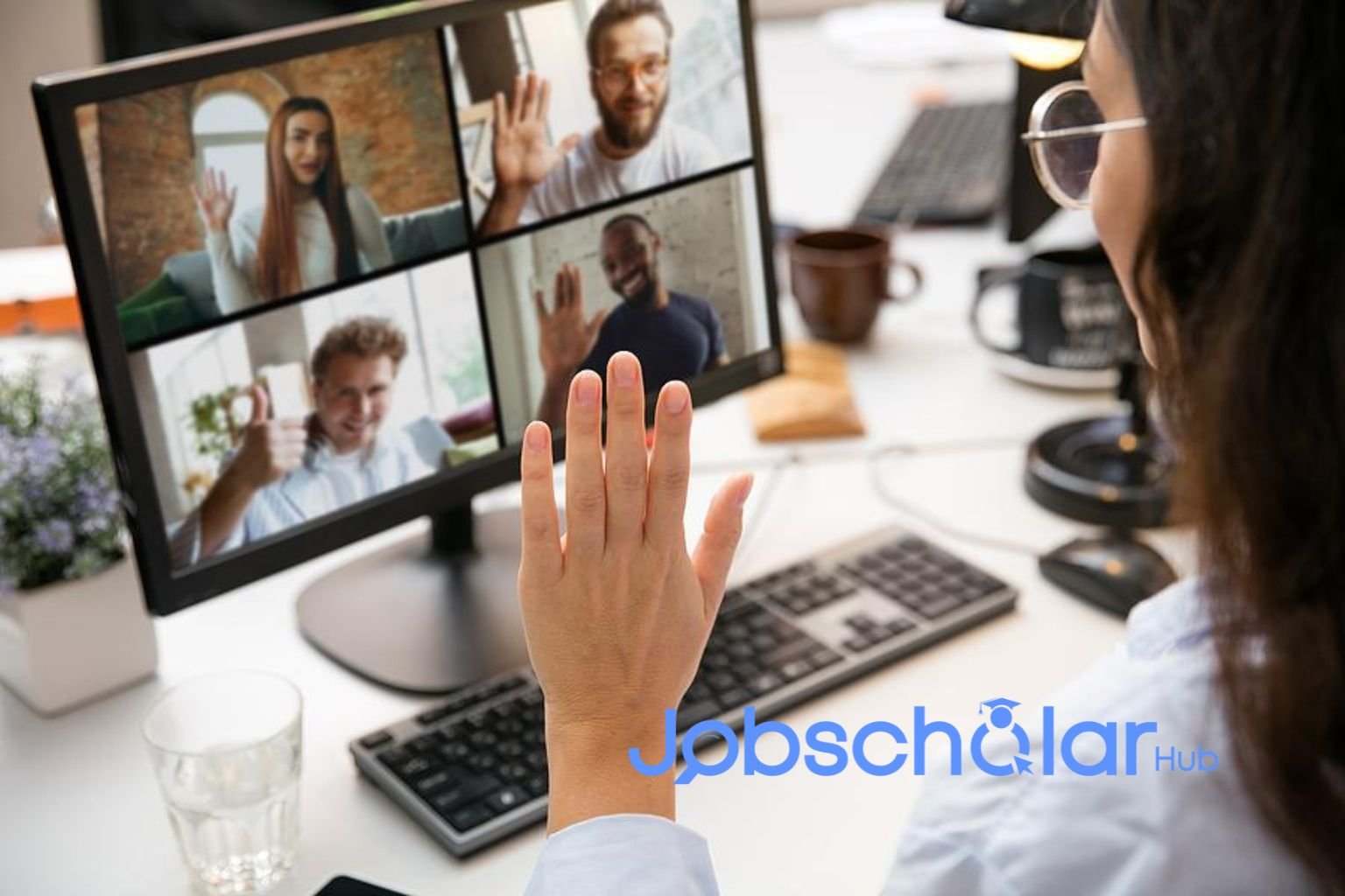 How to Effectively Network Online in 2025